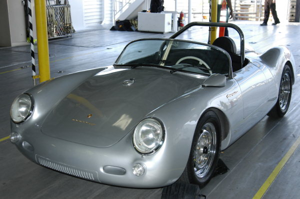 Porsche Spyder 001
