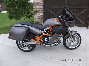 Buell S3t right side