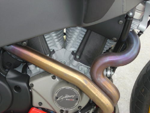 Discolored header pipes