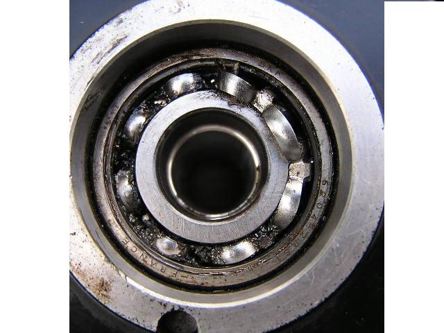 M2 wheel bearing failure