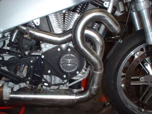`Bolt Race pipes