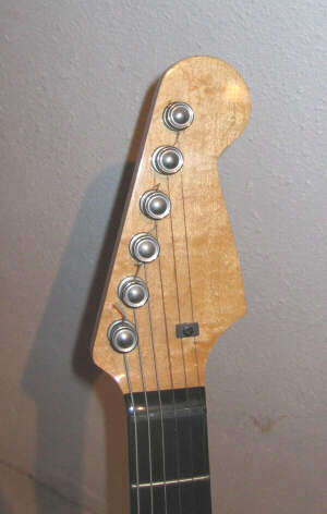 rosewood-headstock-front