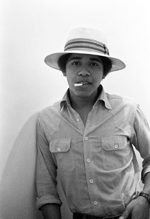 Barack smoking