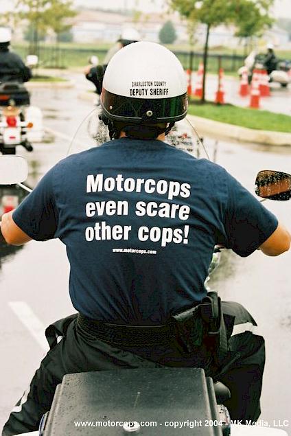  moto cop 
