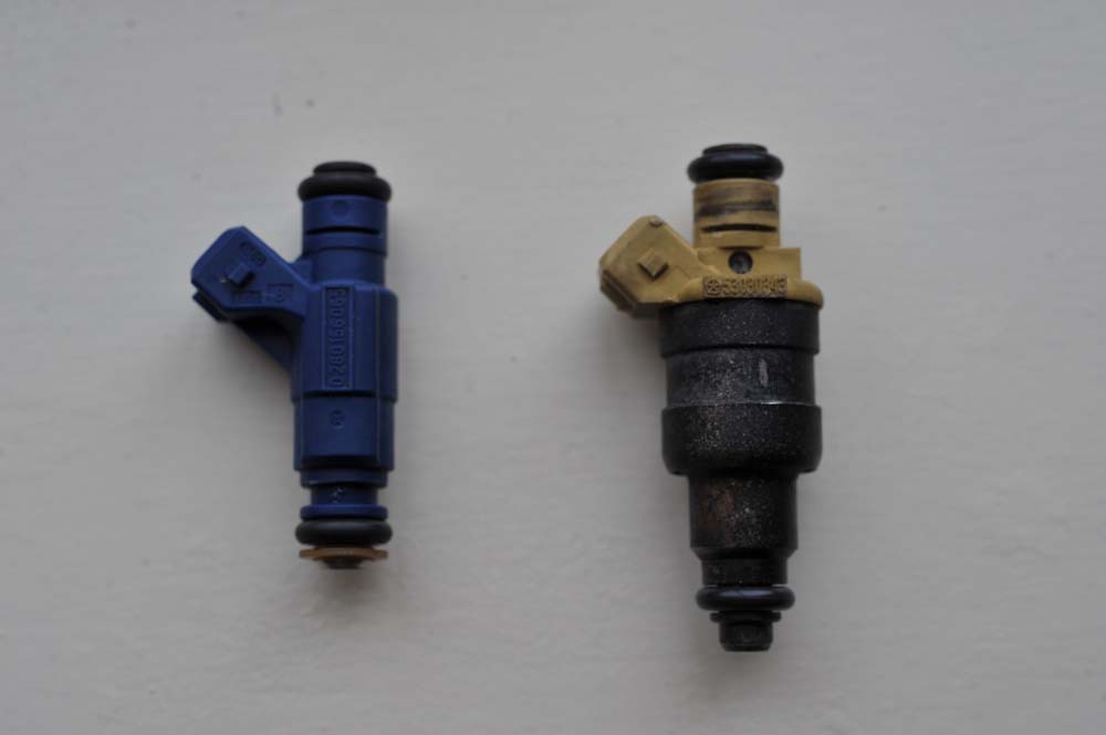 X1 '99 Bosch (blue) 00 Siemens (tan) Injectors