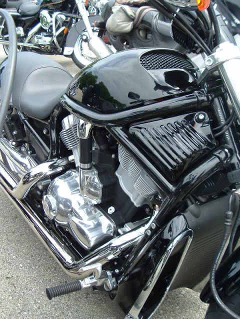 V-Rod open airbox cover