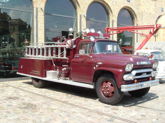 MW GMC Fire Truck